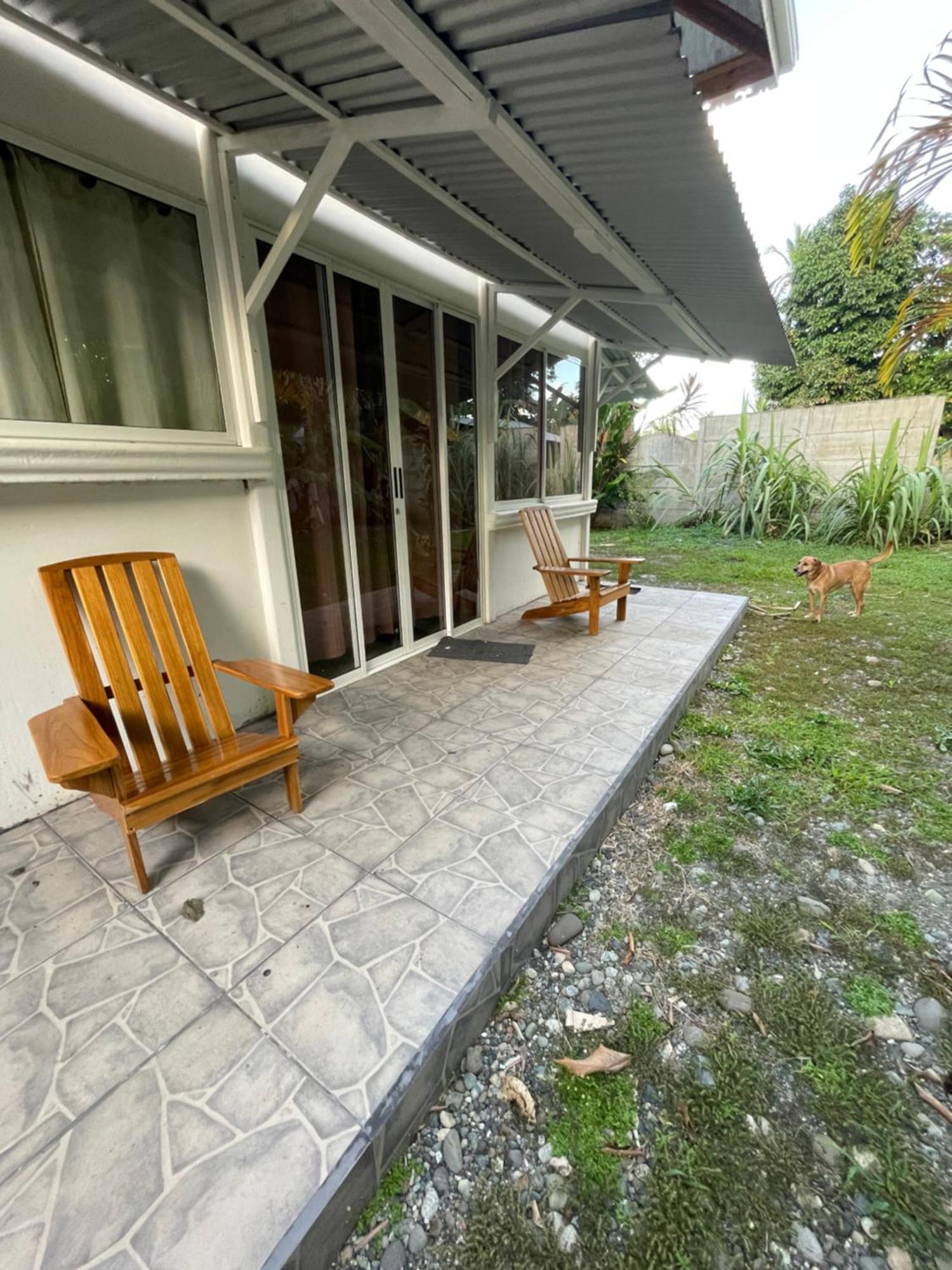 Casa Blanca Beachfront House With Shared Pool Access Pangea Lodge Мансанильо Экстерьер фото